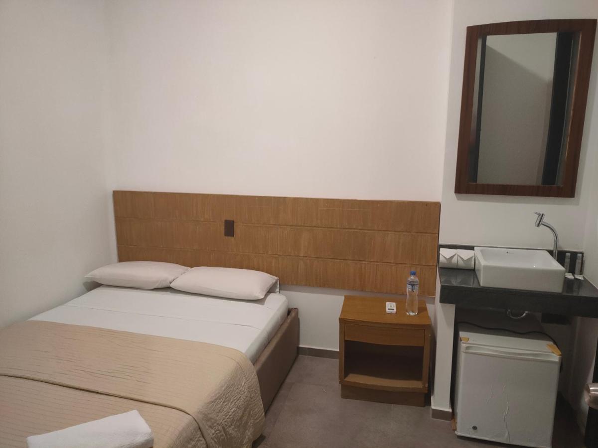 Hotel Boutique Panama Гуаякиль Экстерьер фото